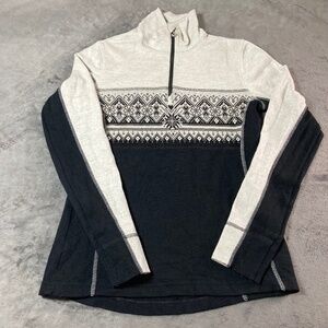Dale of Norway women’s quarter zip Merino wool sweater with flaws